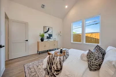 929 E Magnolia Avenue, Fort Worth, TX 76104 - Photo 21