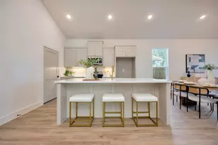 929 E Magnolia Ave, Fort Worth, TX 76104 - Photo 13