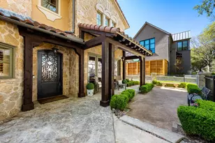 7214 Brennans Dr, Dallas, TX 75214 - Photo 3