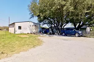 3314 Jay Bird Ln, Springtown, TX 76082 - Photo 5