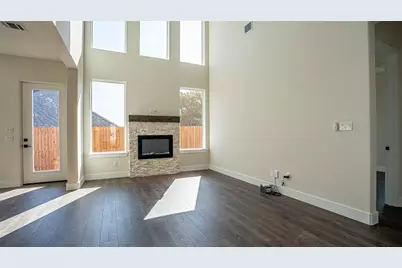 5702 Barkridge Drive, Granbury, TX 76048 - Photo 7