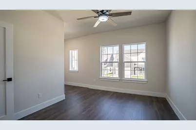 5702 Barkridge Drive, Granbury, TX 76048 - Photo 33