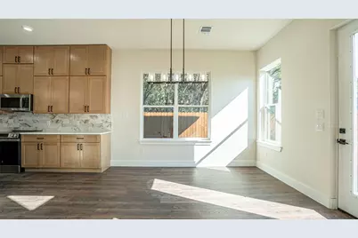 5702 Barkridge Drive, Granbury, TX 76048 - Photo 9