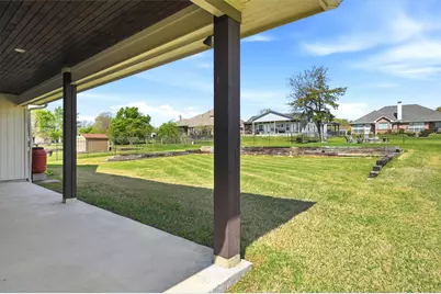 121 Bowie Drive, Gainesville, TX 76240 - Photo 29