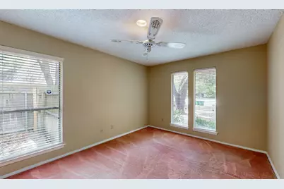 6851 Shorecrest Court, Fort Worth, TX 76132 - Photo 31