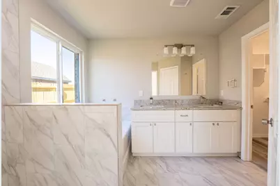 1032 Springview Lane, Mabank, TX 75147 - Photo 9