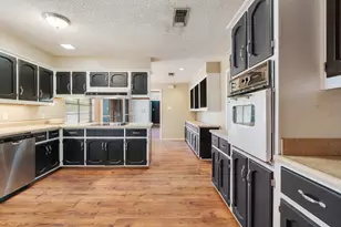 830 39th St SE, Paris, TX 75462 - Photo 15