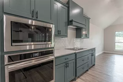 10008 Valley Oak Ct Lane, Springtown, TX 76082 - Photo 11