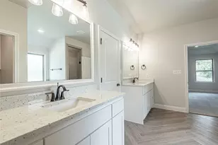 10008 Valley Oak Ct Ln, Springtown, TX 76082 - Photo 17