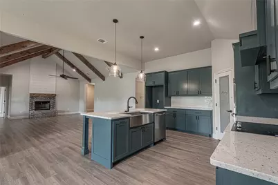10008 Valley Oak Ct Lane, Springtown, TX 76082 - Photo 9