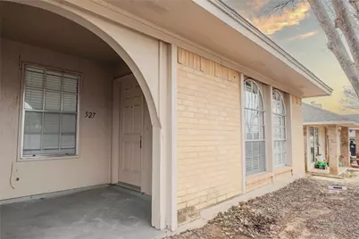 527 Crowley Road, Arlington, TX 76012 - Photo 3