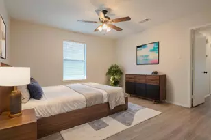 527 Crowley Rd, Arlington, TX 76012 - Photo 13