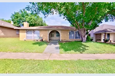 527 Crowley Road, Arlington, TX 76012 - Photo 1
