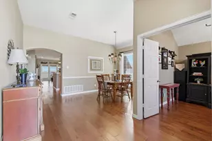 6940 Shoreway Dr, Grand Prairie, TX 75054 - Photo 3