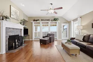 6940 Shoreway Dr, Grand Prairie, TX 75054 - Photo 13