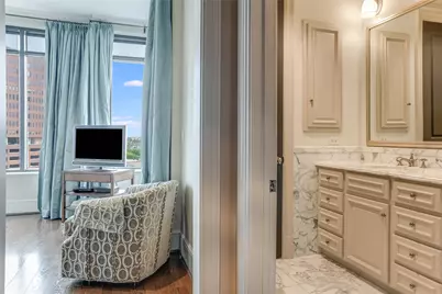 3505 Turtle Creek Boulevard #9E, Dallas, TX 75219 - Photo 15