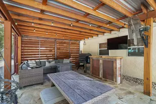 595 Navajo Rd, Whitesboro, TX 76273 - Photo 3