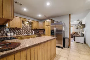 595 Navajo Rd, Whitesboro, TX 76273 - Photo 7