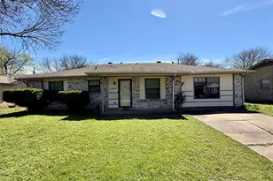 1546 Oakbrook St, Lancaster, TX 75134 - Photo 1