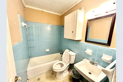 303 N Caesar Street, Ennis, TX 75119 - Photo 9