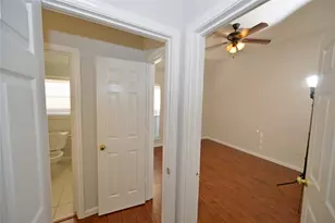 7410 Woodsprings Dr, Garland, TX 75044 - Photo 15
