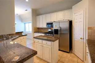 7410 Woodsprings Dr, Garland, TX 75044 - Photo 3