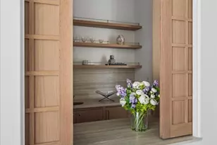 6031 Lupton Dr, Dallas, TX 75225 - Photo 7