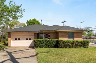 437 Terrace Dr, Richardson, TX 75081 - Photo 3