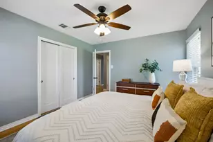 10253 San Juan Ave, Dallas, TX 75228 - Photo 17