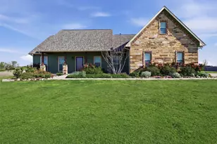 785 Schneider Rd, Howe, TX 75459 - Photo 1