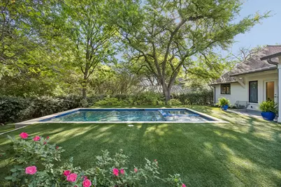 6717 Meadow Lake Avenue, Dallas, TX 75214 - Photo 35