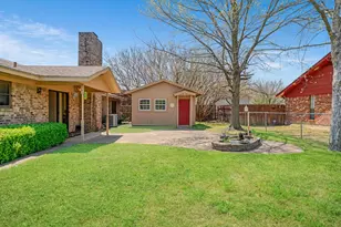 695 20th St NE, Paris, TX 75460 - Photo 3