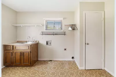 695 20th Street NE, Paris, TX 75460 - Photo 17