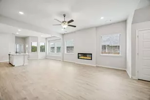 1241 Newport St, Sherman, TX 75090 - Photo 3