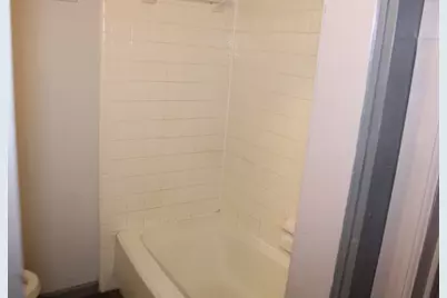 915 W Lovers Lane, Arlington, TX 76013 - Photo 15