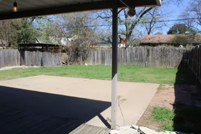 915 W Lovers Lane, Arlington, TX 76013 - Photo 17