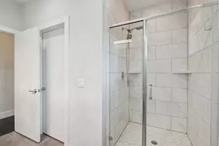 656 Bishop Heights Ln, Dallas, TX 75208 - Photo 15