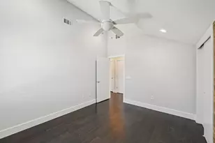 656 Bishop Heights Ln, Dallas, TX 75208 - Photo 17