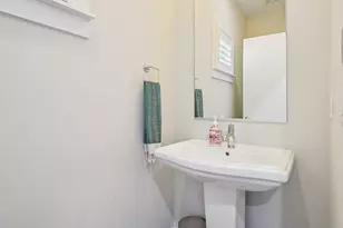 656 Bishop Heights Ln, Dallas, TX 75208 - Photo 11