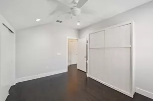 656 Bishop Heights Ln, Dallas, TX 75208 - Photo 19