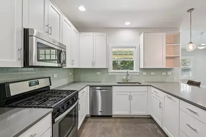 656 Bishop Heights Lane, Dallas, TX 75208 - Photo 5