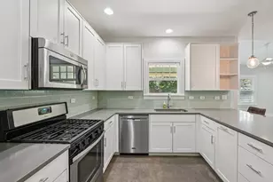 656 Bishop Heights Ln, Dallas, TX 75208 - Photo 5