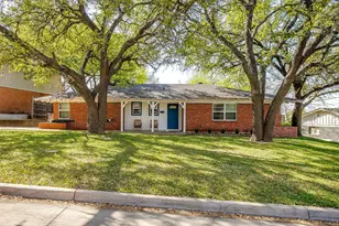6829 Chickering Rd, Fort Worth, TX 76116 - Photo 3