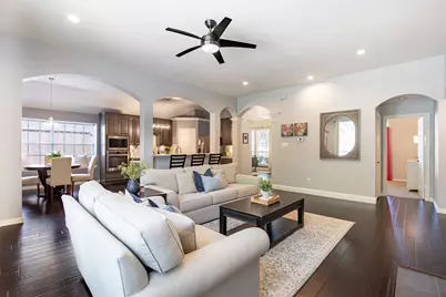 6425 Radslow Drive, Frisco, TX 75035 - Photo 9