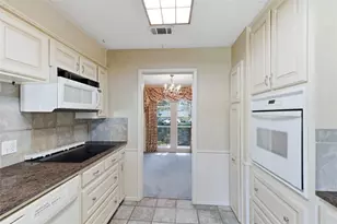 2326 Forest Hills Rd, Grapevine, TX 76051 - Photo 15