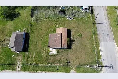 807 E 17th Avenue, Corsicana, TX 75110 - Photo 1