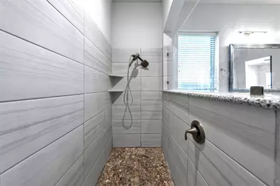 1401 Birds Fort Trail, Arlington, TX 76005 - Photo 13