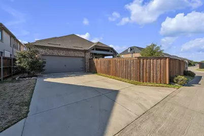 1401 Birds Fort Trail, Arlington, TX 76005 - Photo 29