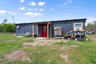 2135 County Road 0025, Corsicana, TX 75110 - Photo 13