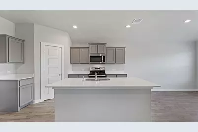 2816 Hawk Drive, Denton, TX 76205 - Photo 7